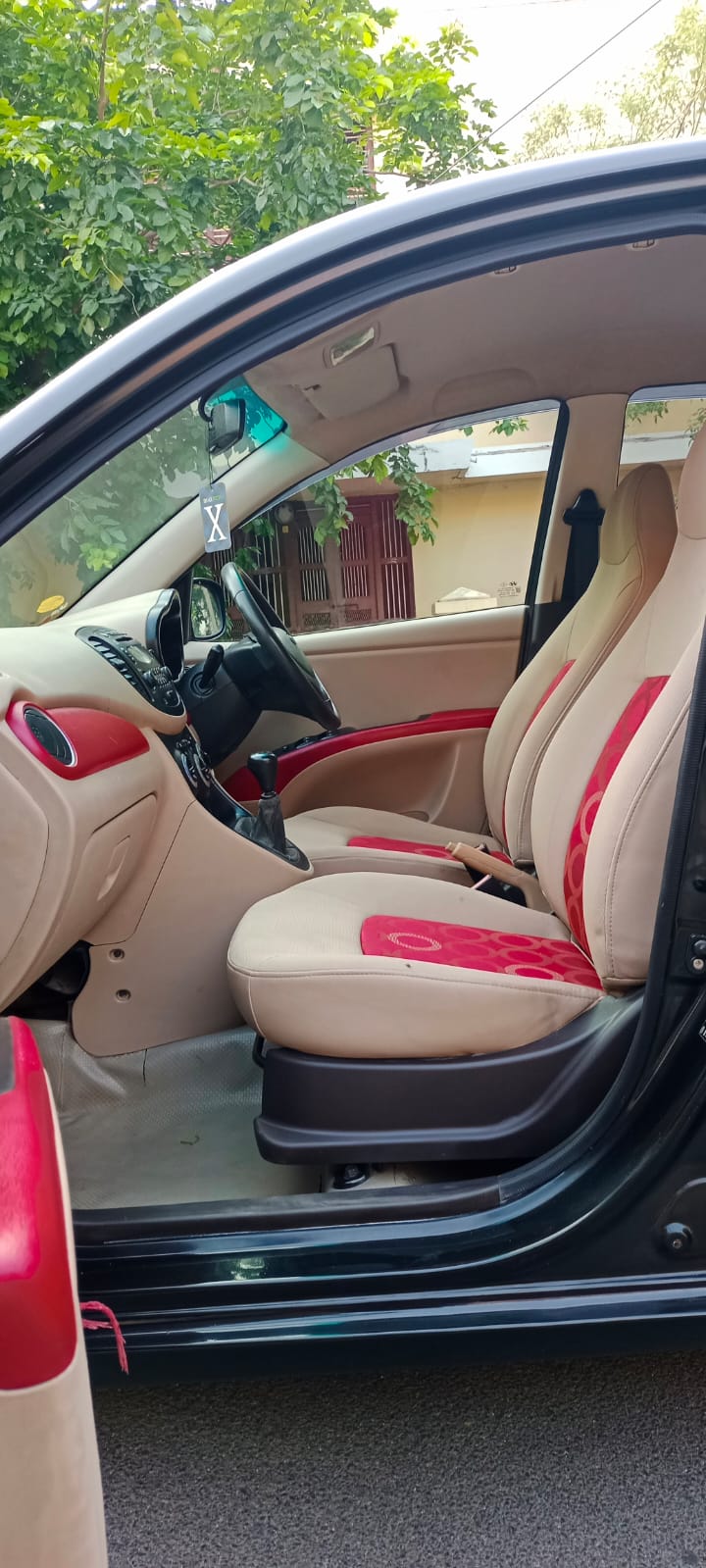 Hyundai i10 - Image 9