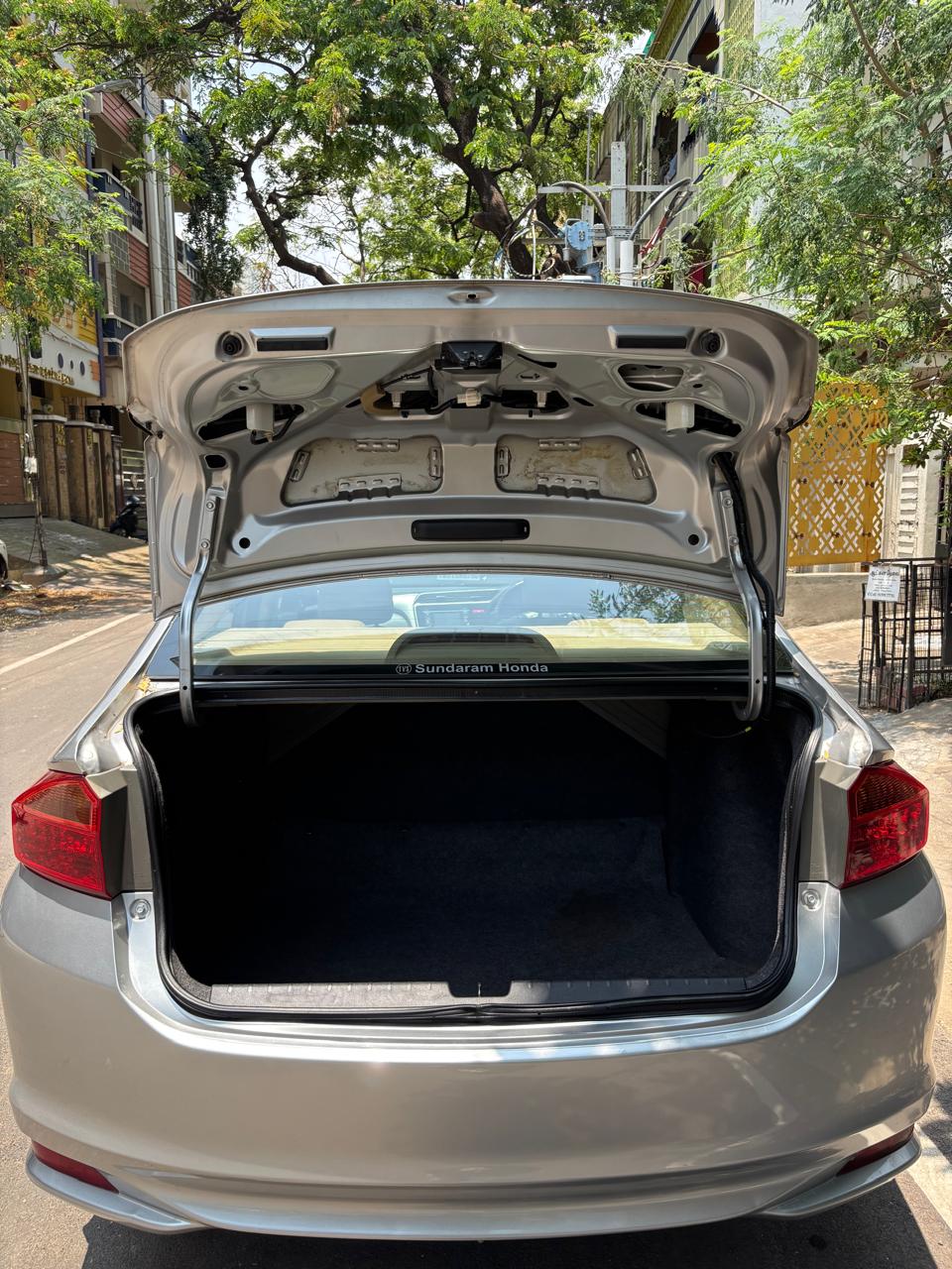 Honda City - Image 2