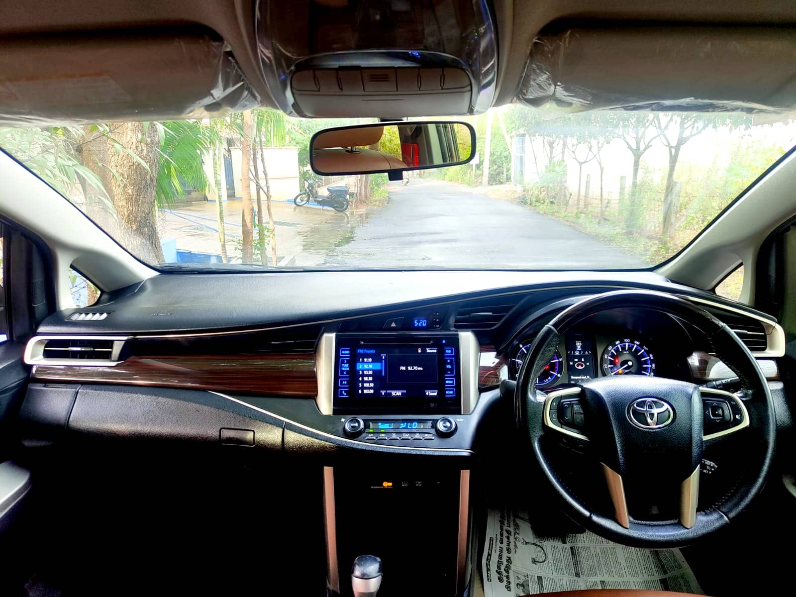 Toyota Innova Crysta - Image 4