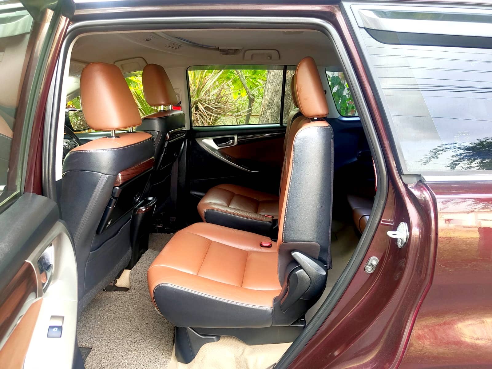 Toyota Innova Crysta - Image 5