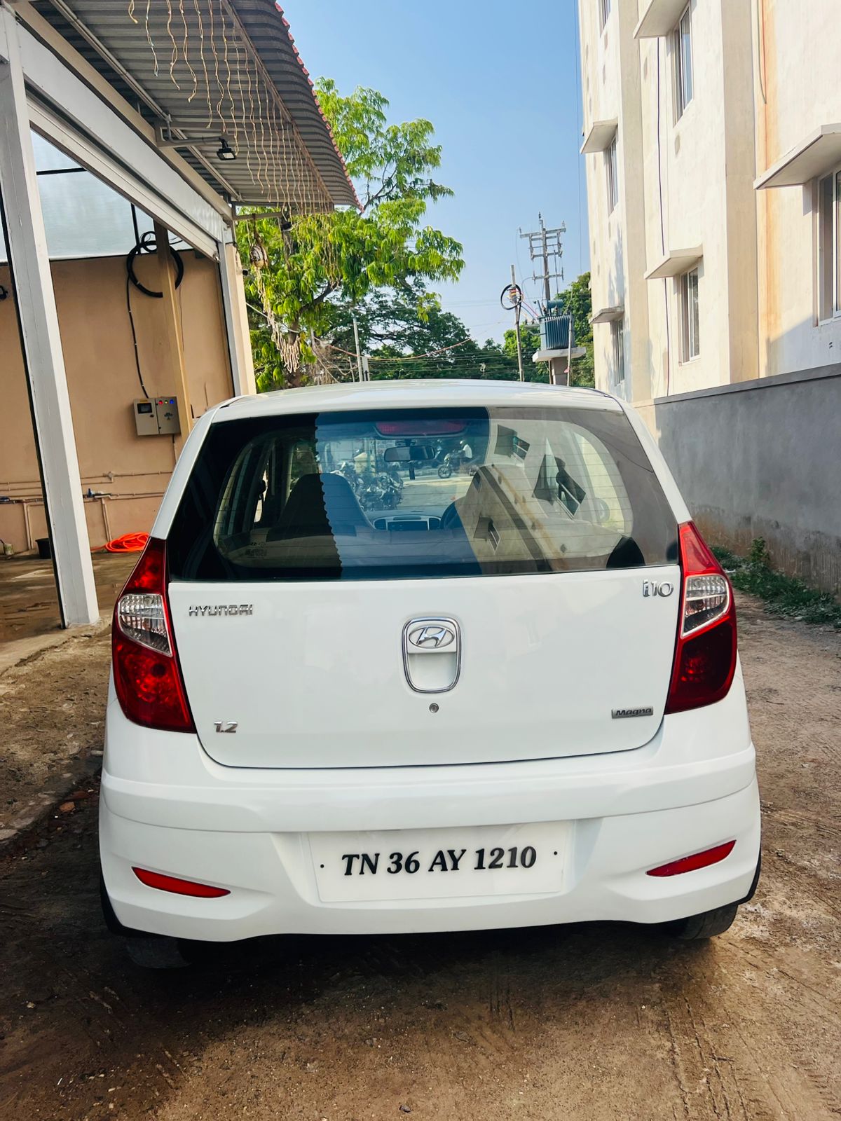 Hyundai i10 - Image 2