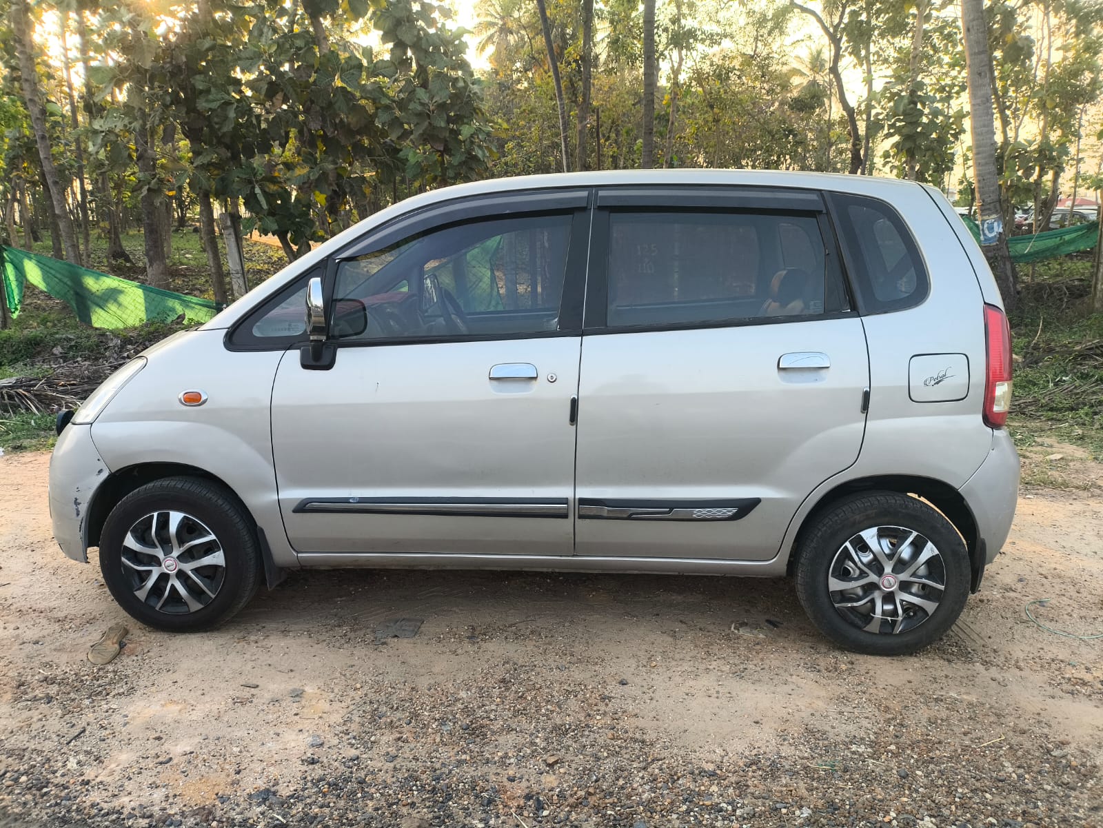 Maruti Suzuki Zen - Image 6