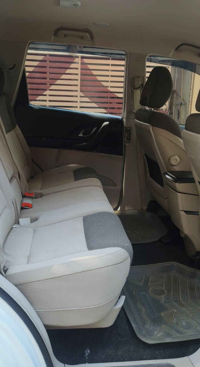 Mahindra XUV500 - Image 5