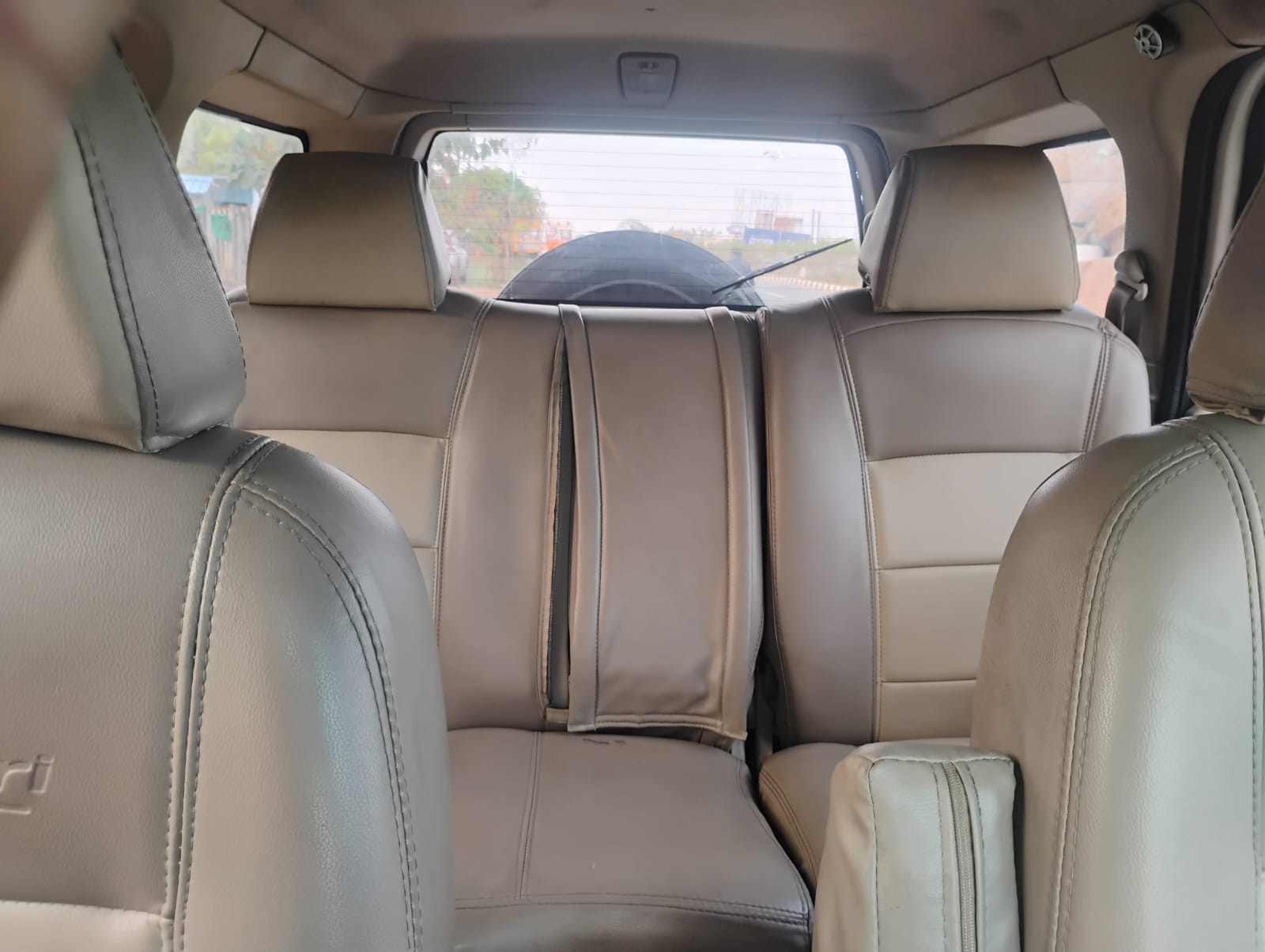 Tata Safari - Image 3