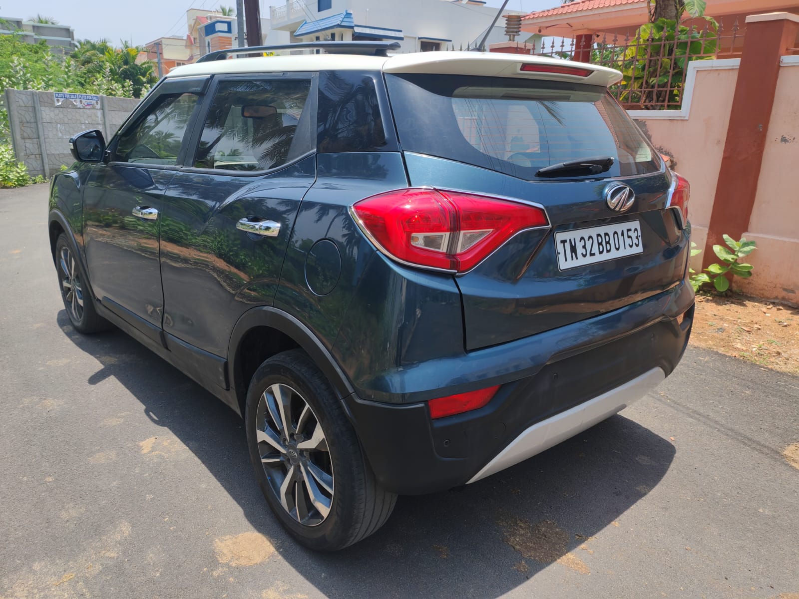 Mahindra XUV300 - Image 6