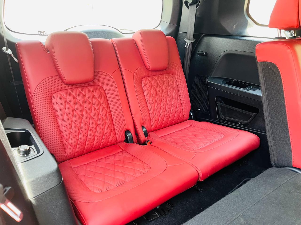 Tata Safari - Image 8