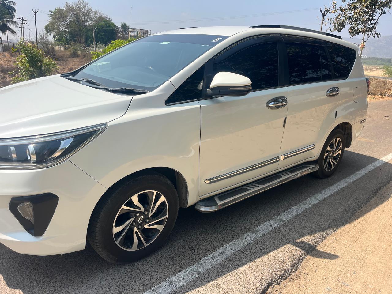 Toyota Innova Crysta - Image 4