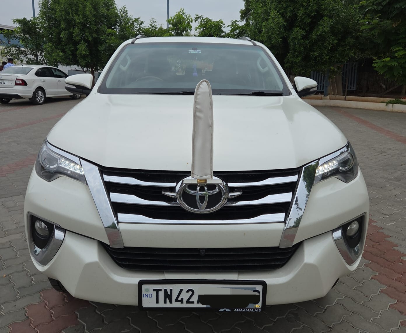 Toyota Fortuner - Image 1
