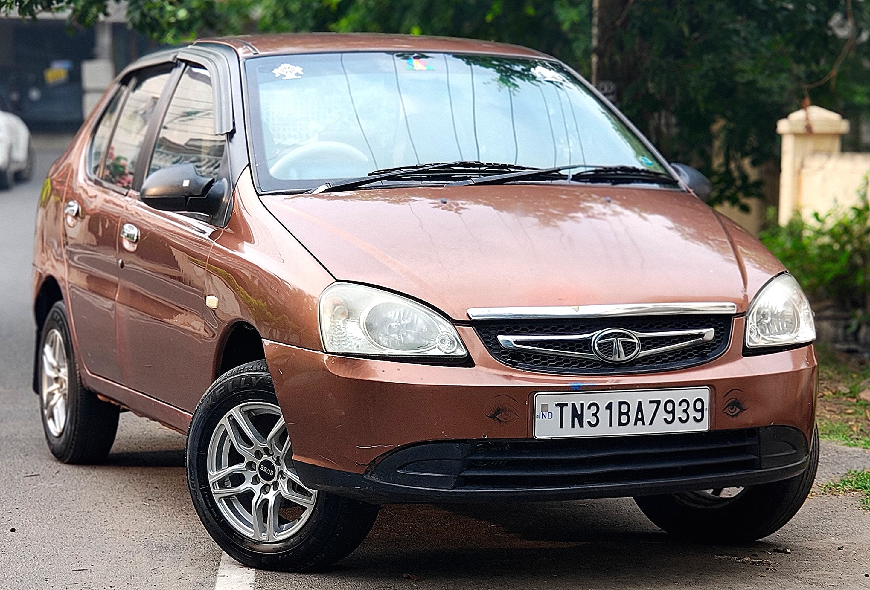 Tata Indigo - Image 8