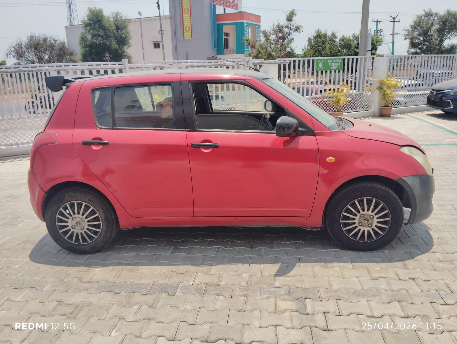 Maruti Suzuki Swift - Image 4
