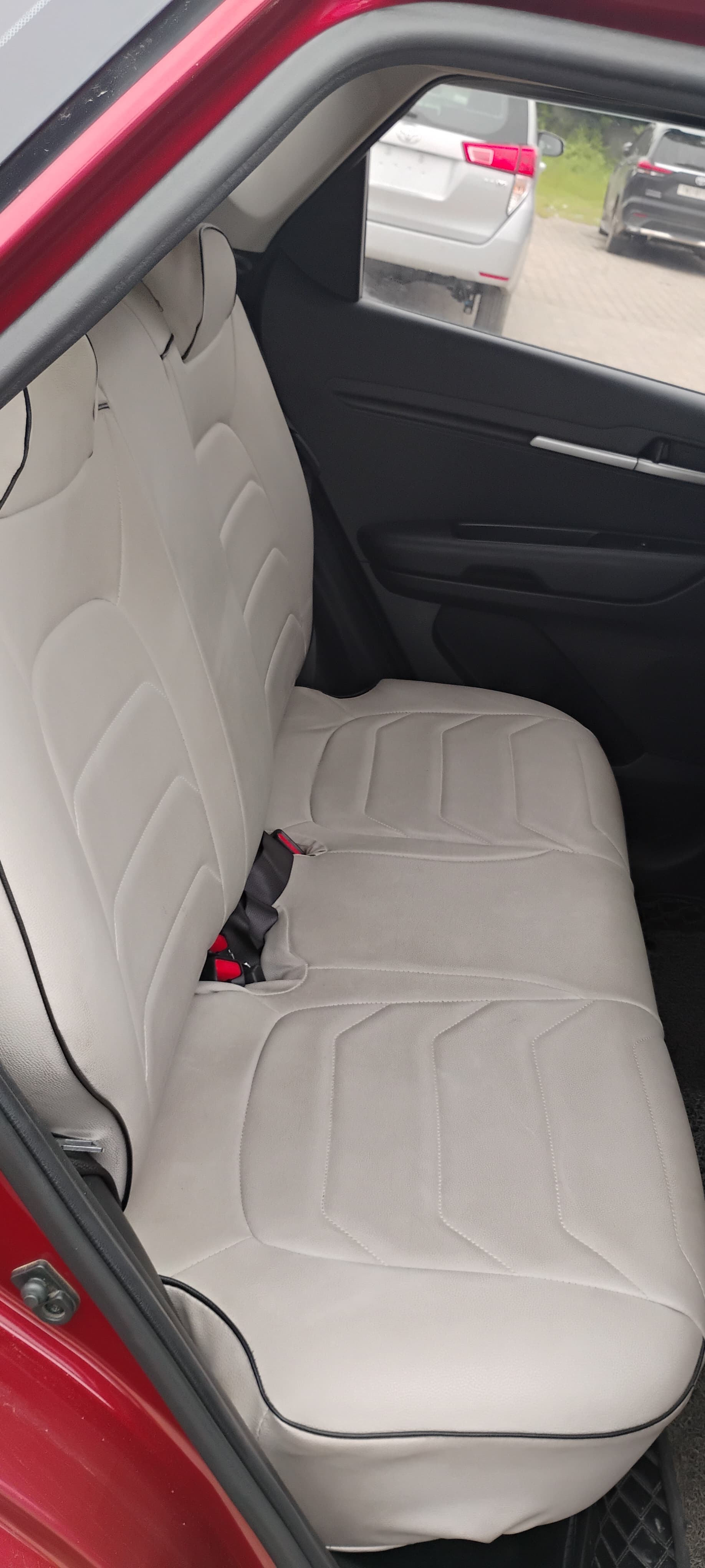 Kia Sonet - Image 10