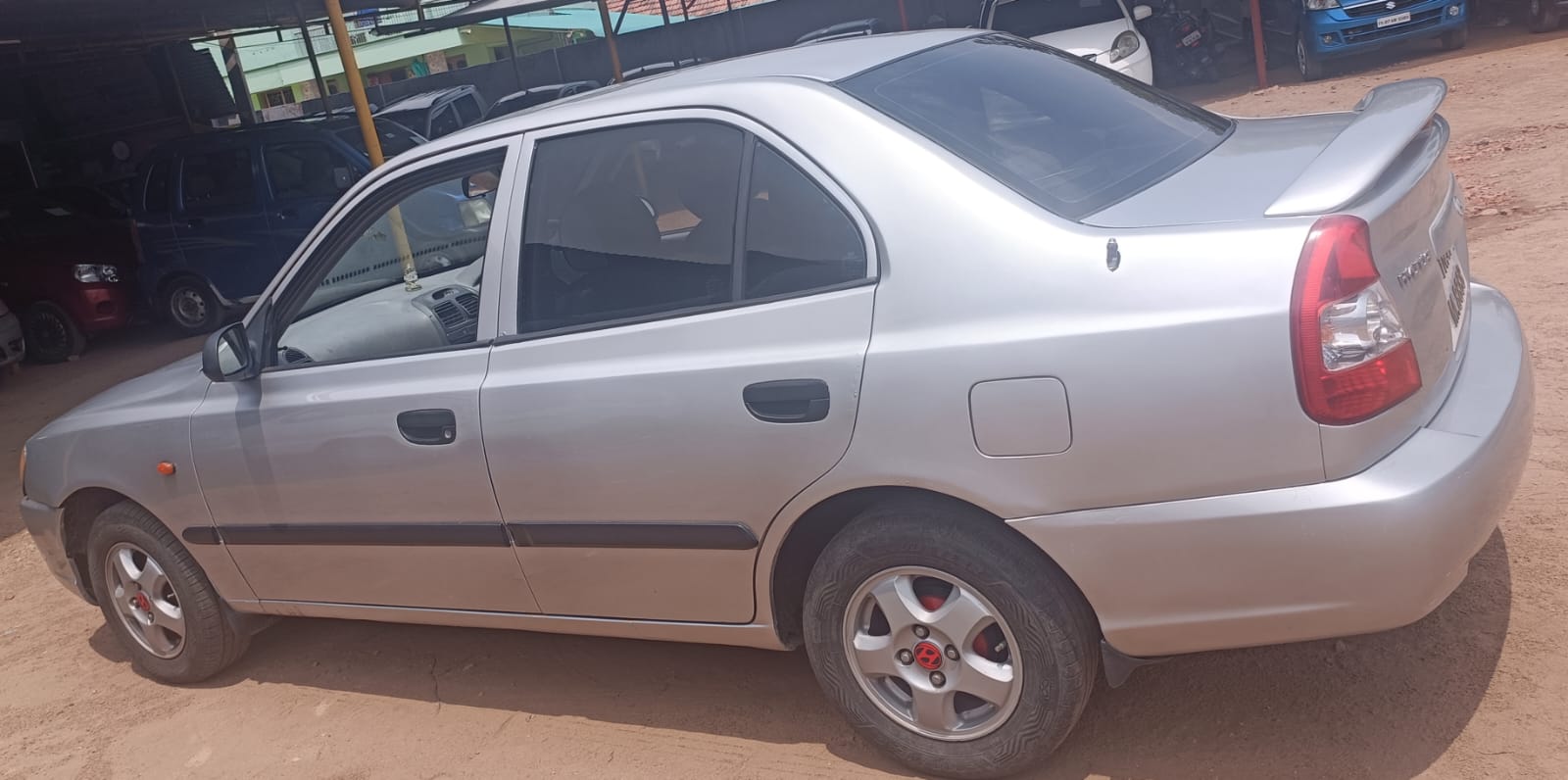 Hyundai Accent - Image 7