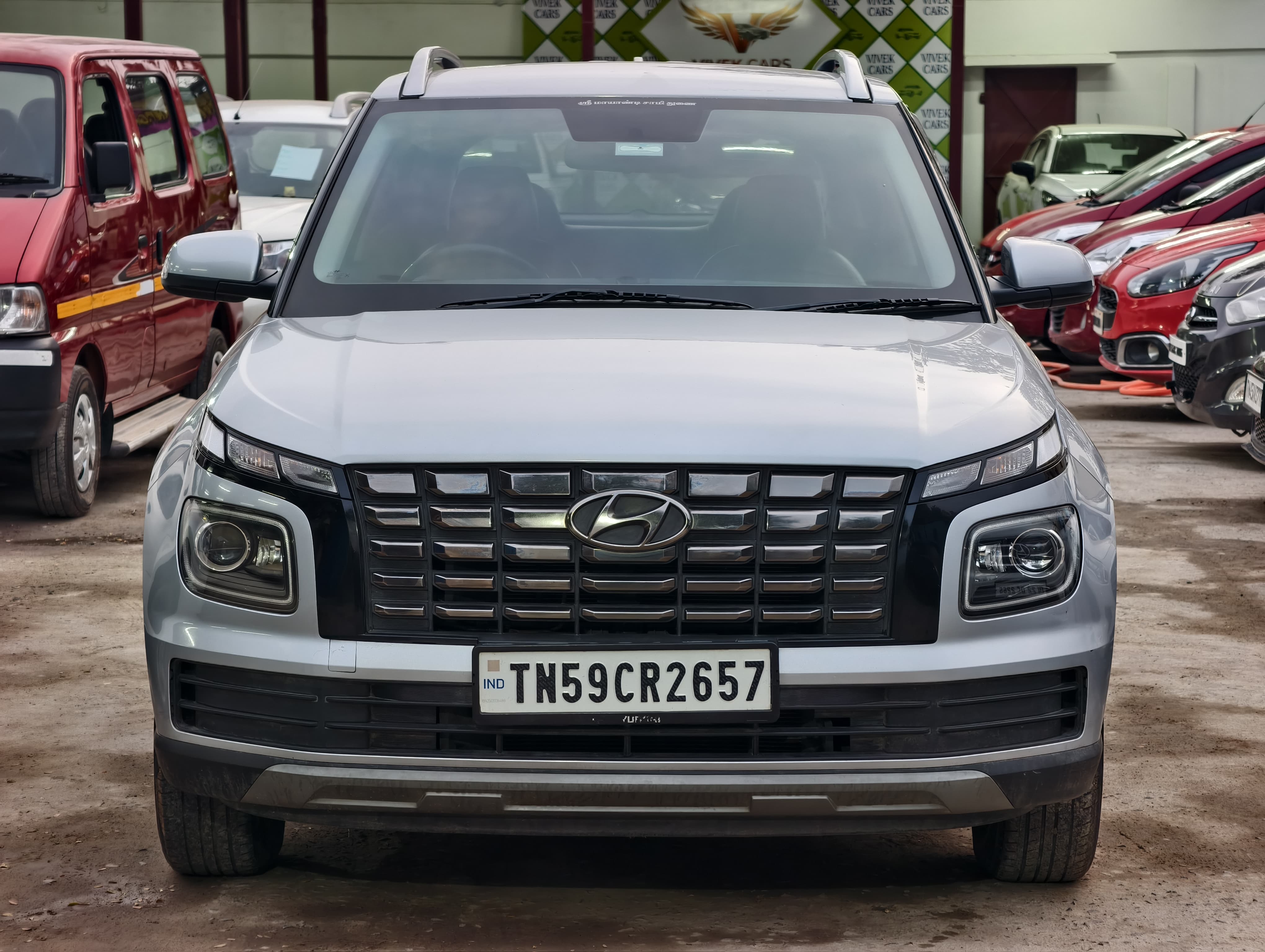 Hyundai Venue - Image 6