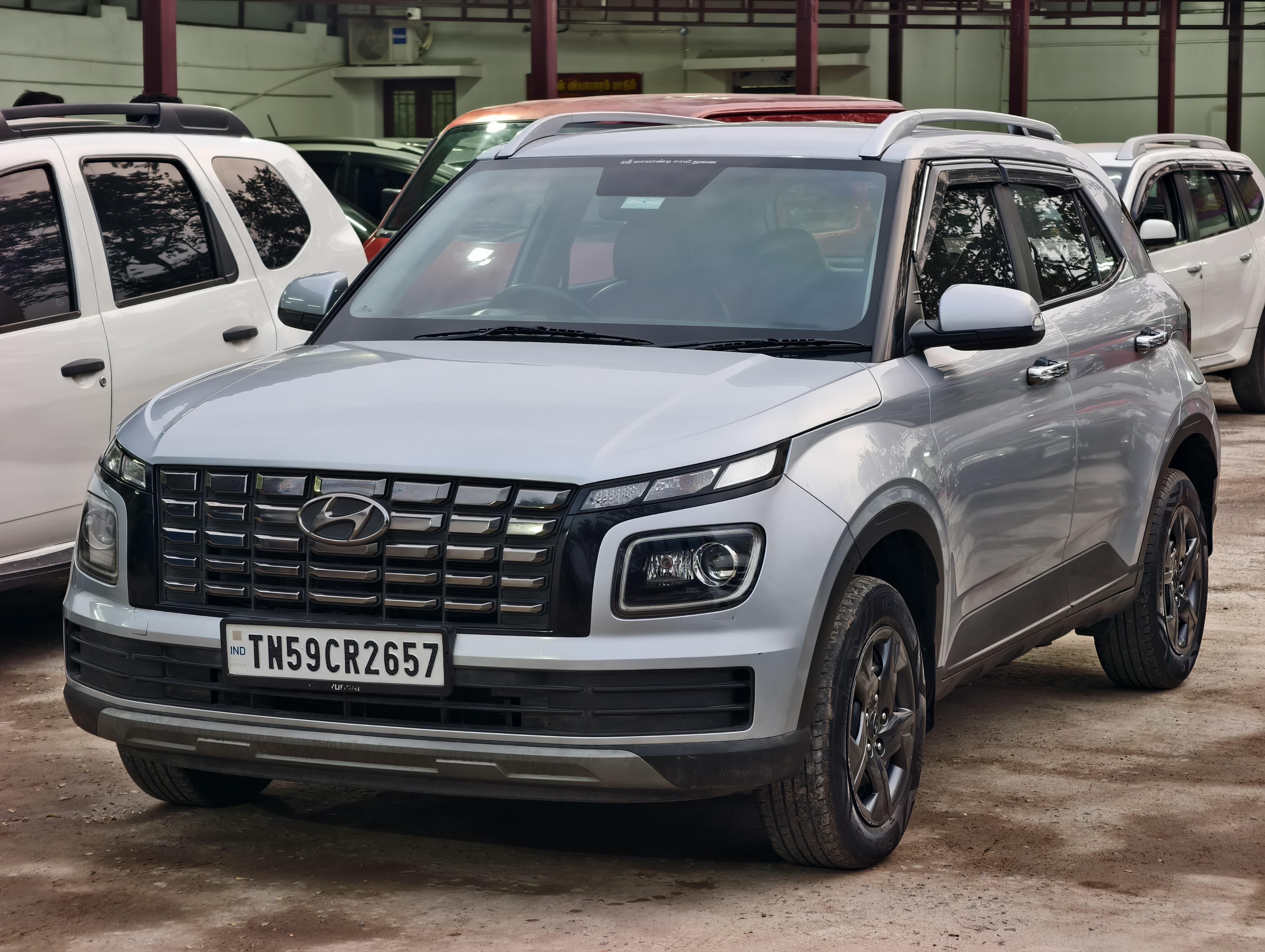 Hyundai Venue - Image 11