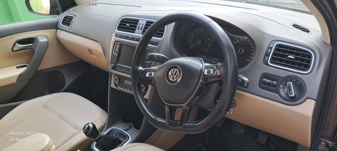 Volkswagen Vento - Image 9