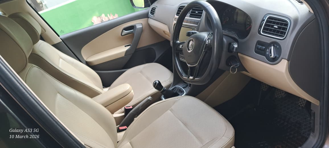 Volkswagen Vento - Image 10