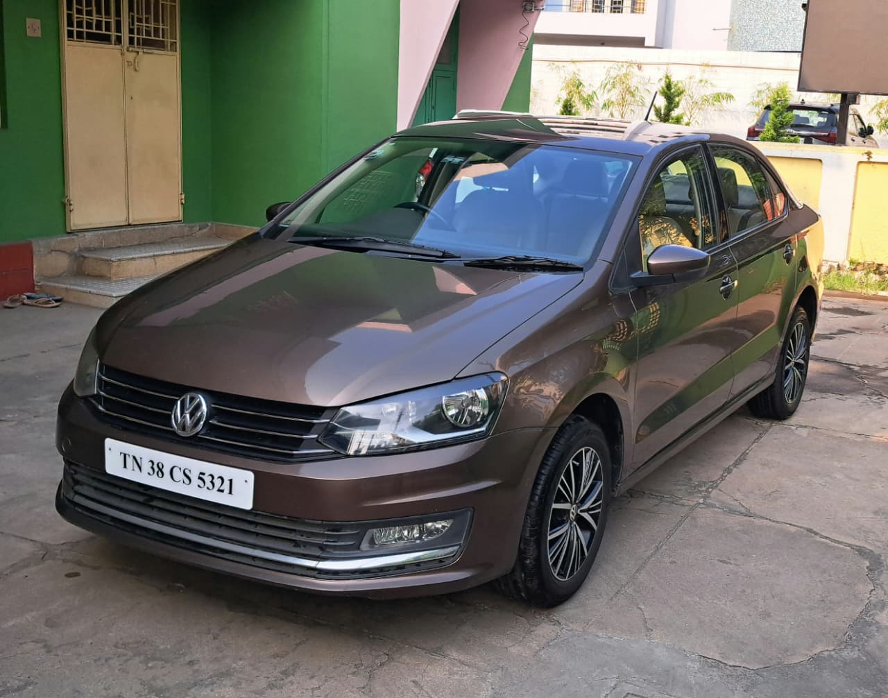 Volkswagen Vento - Image 8