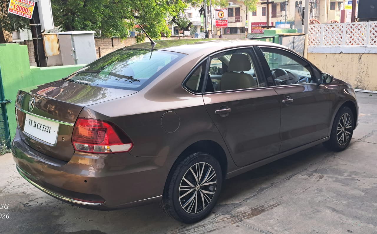 Volkswagen Vento - Image 7