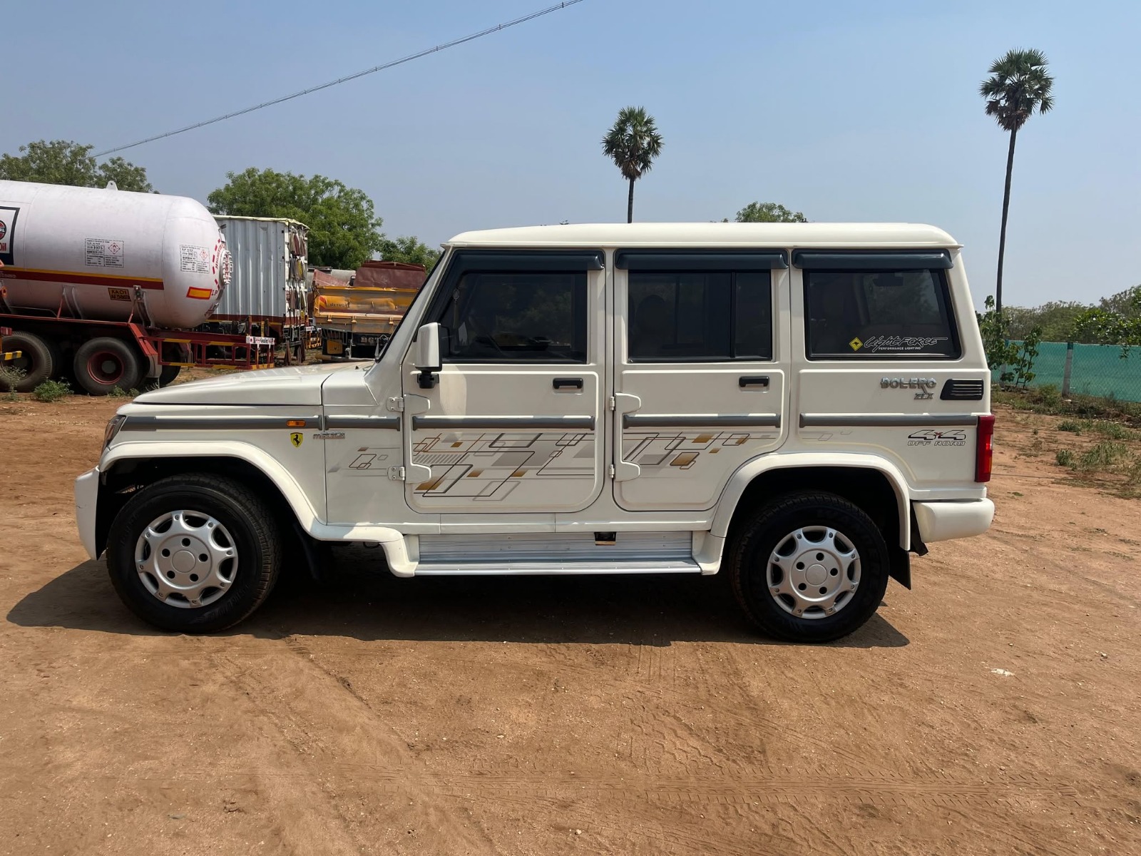 Mahindra Bolero
