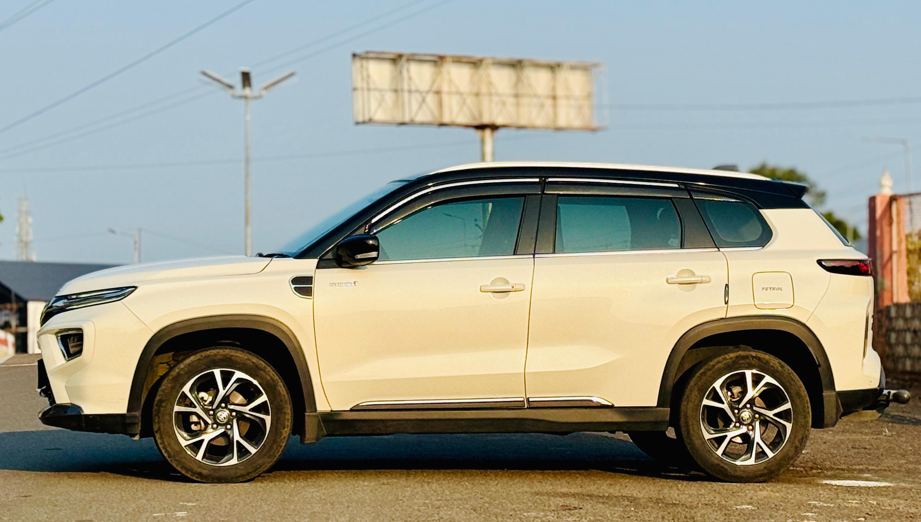 Toyota Urban Cruiser - Image 2