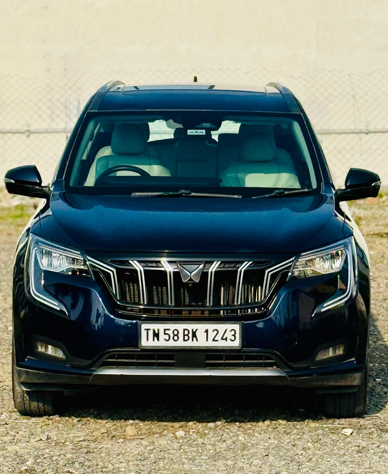 Mahindra XUV 700
