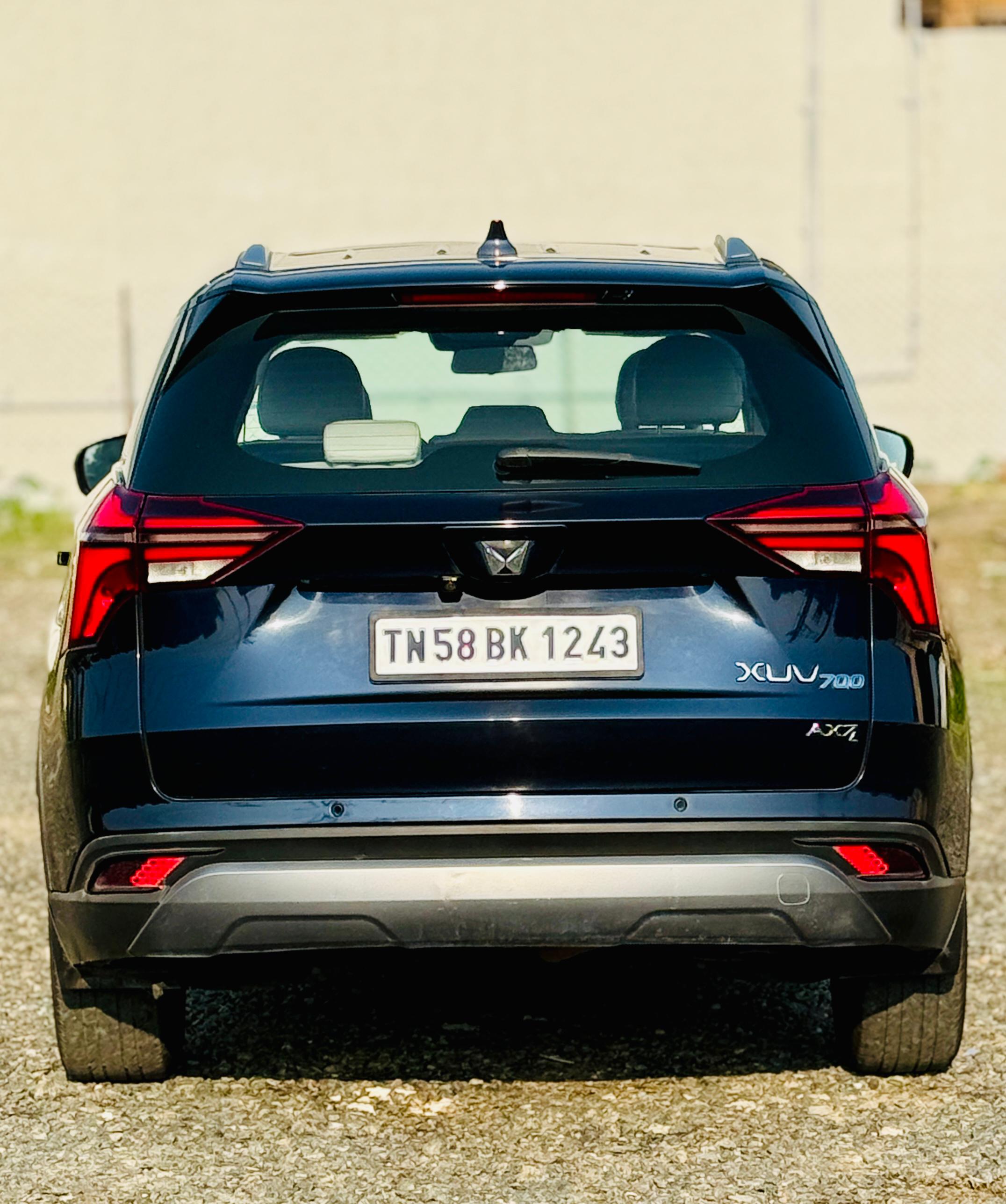 Mahindra XUV 700 - Image 4
