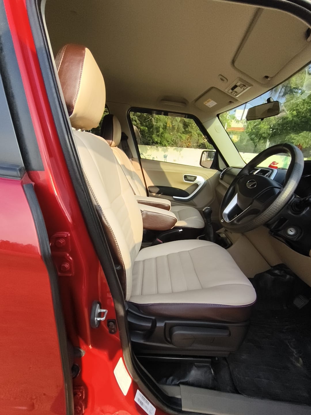 Mahindra TUV 300