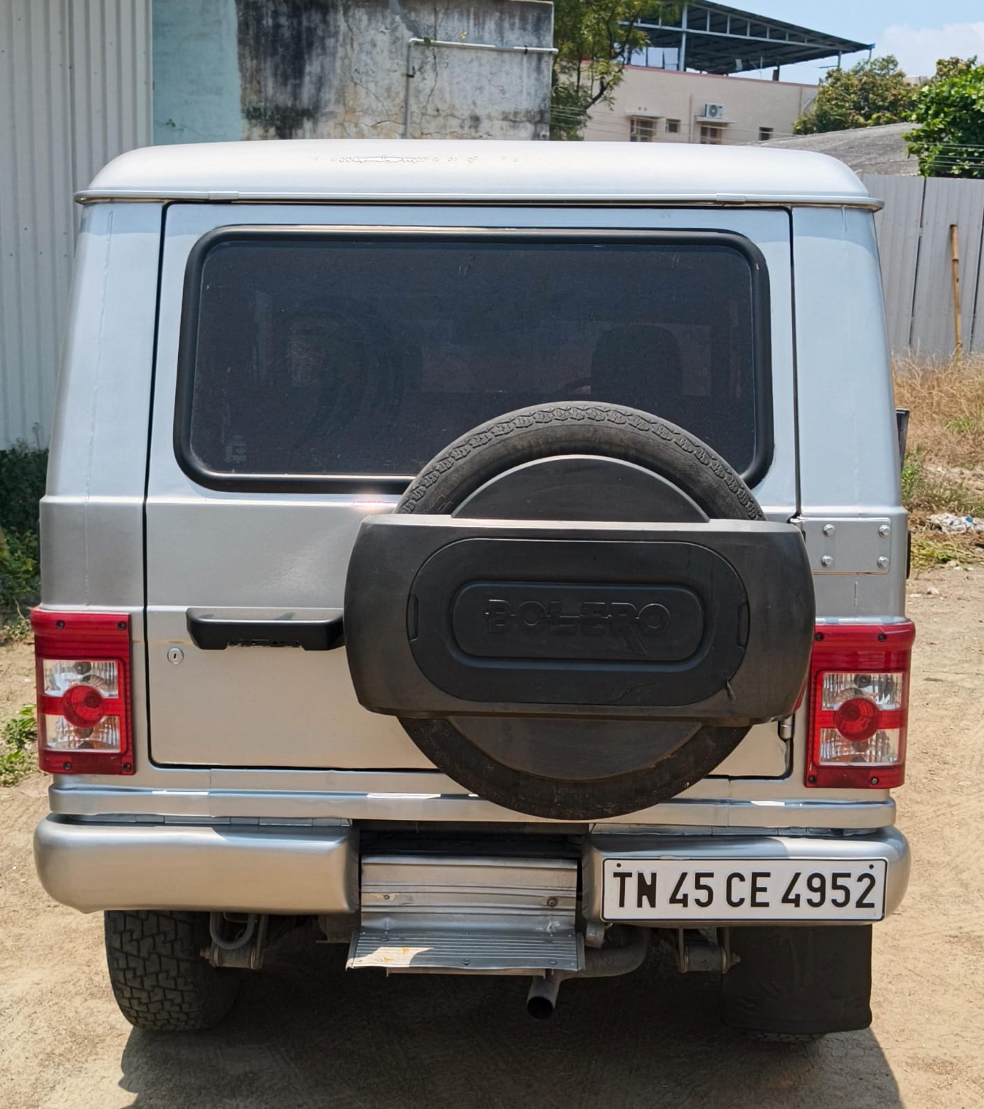 Mahindra Bolero - Image 8