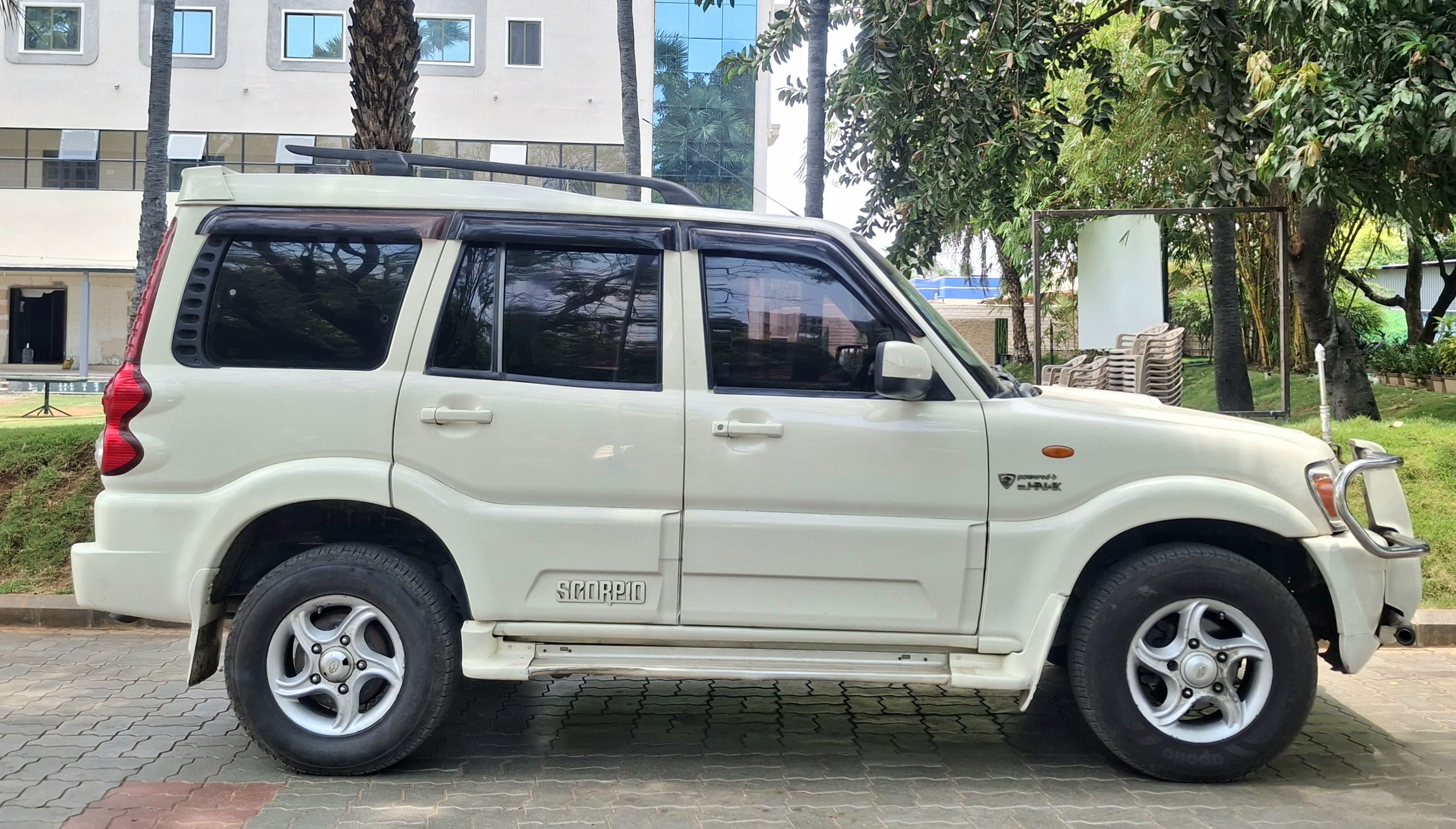 Mahindra Scorpio - Image 5