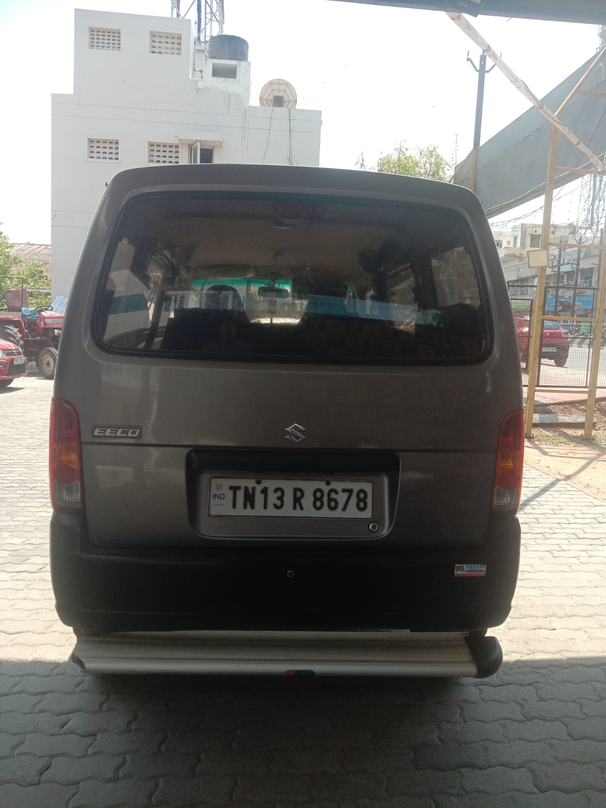 Maruti Suzuki Eeco - Image 3