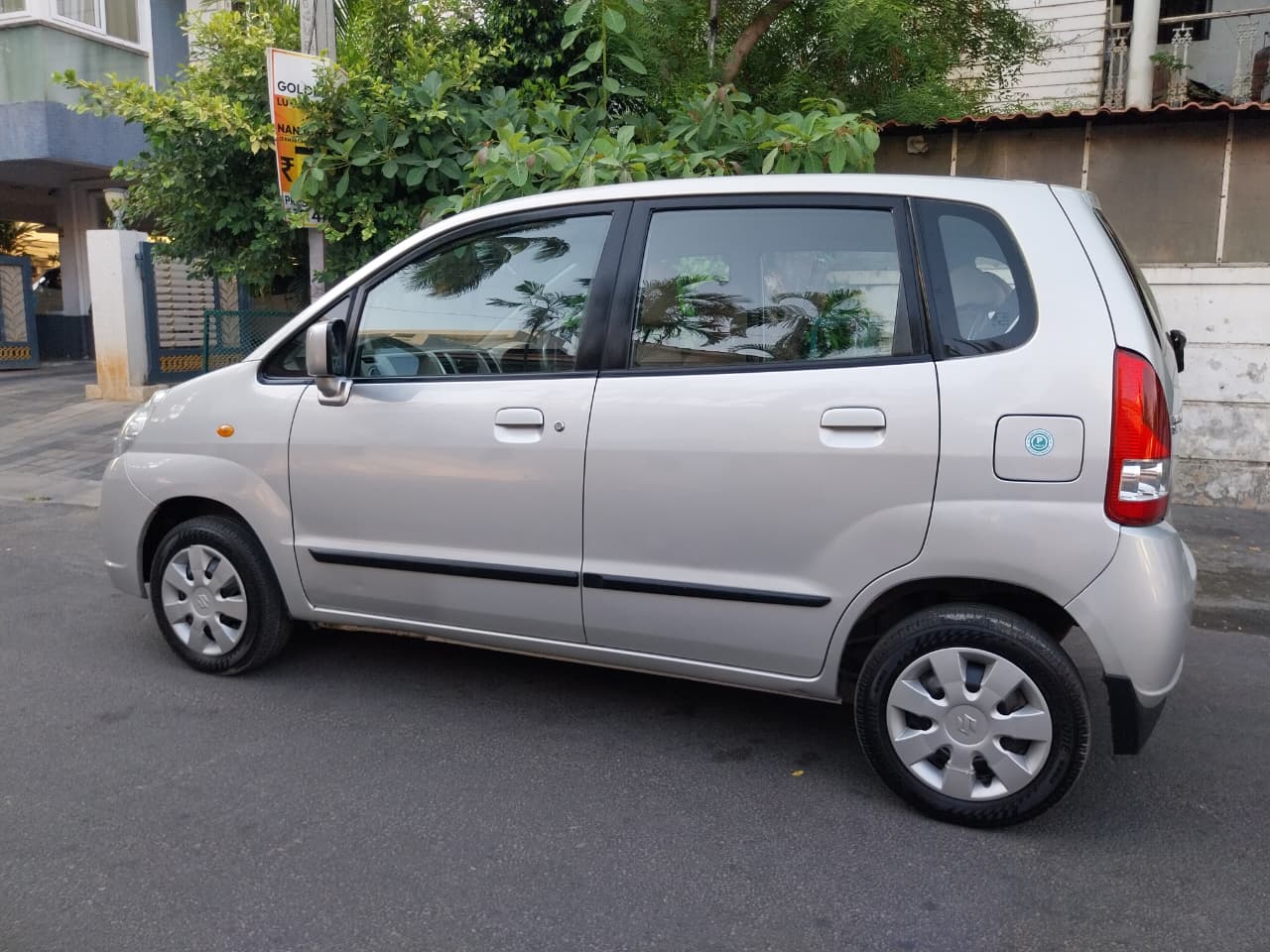 Maruti Suzuki Zen Estilo - Image 12