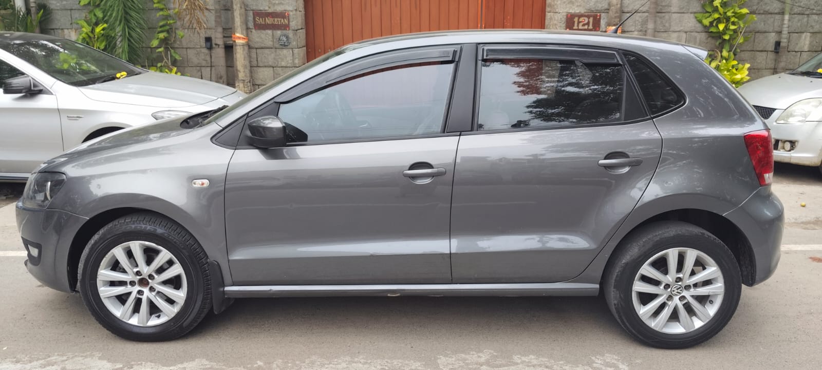 Volkswagen Polo - Image 8