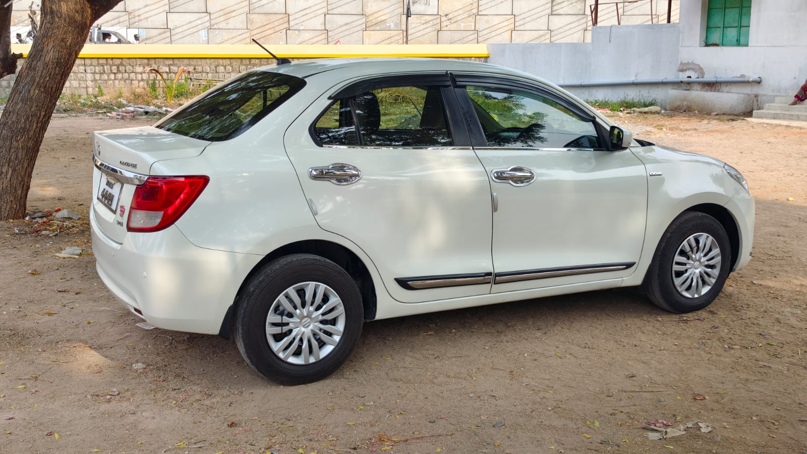 Maruti Suzuki Swift dzire