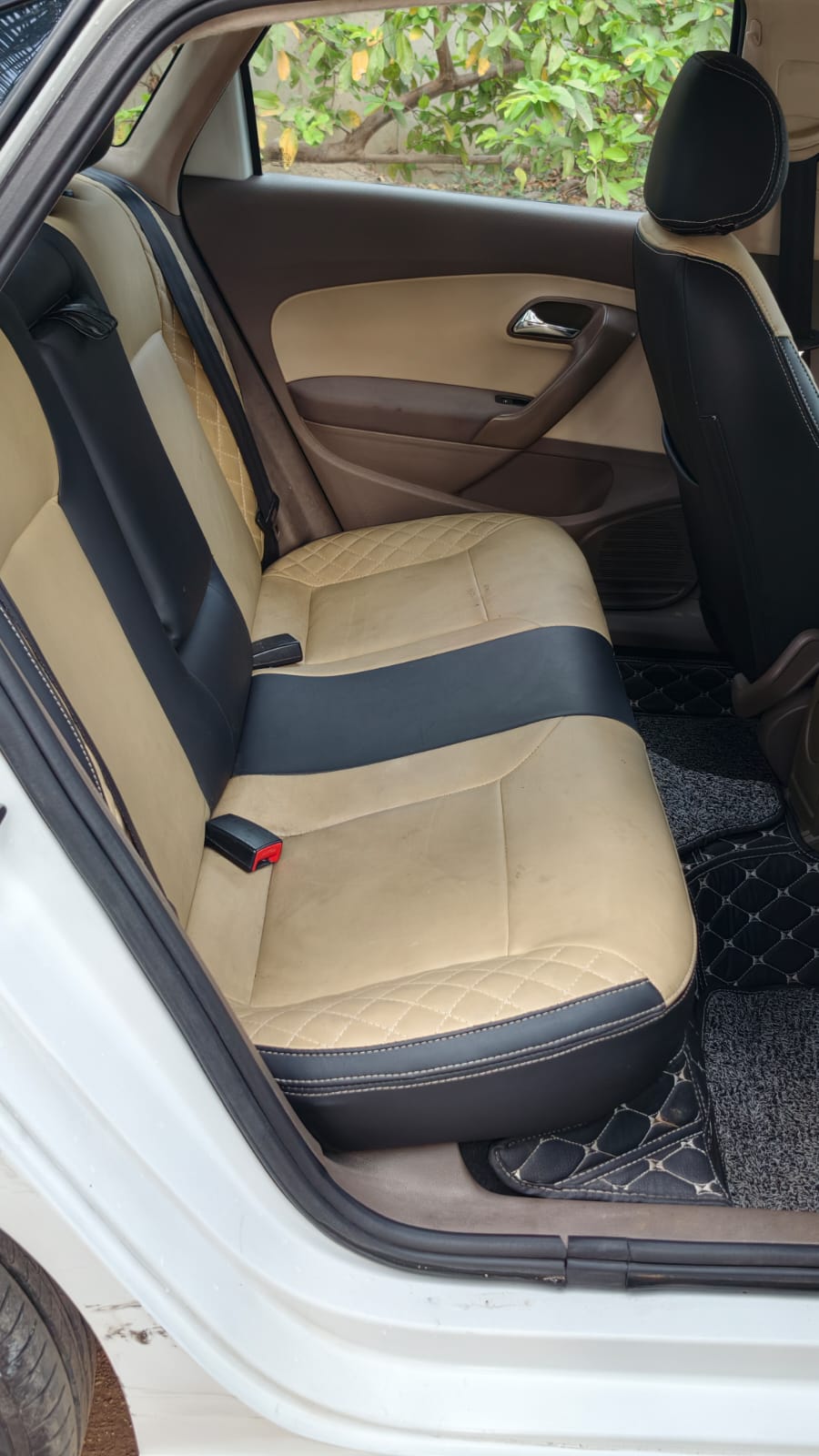 Skoda Rapid - Image 7