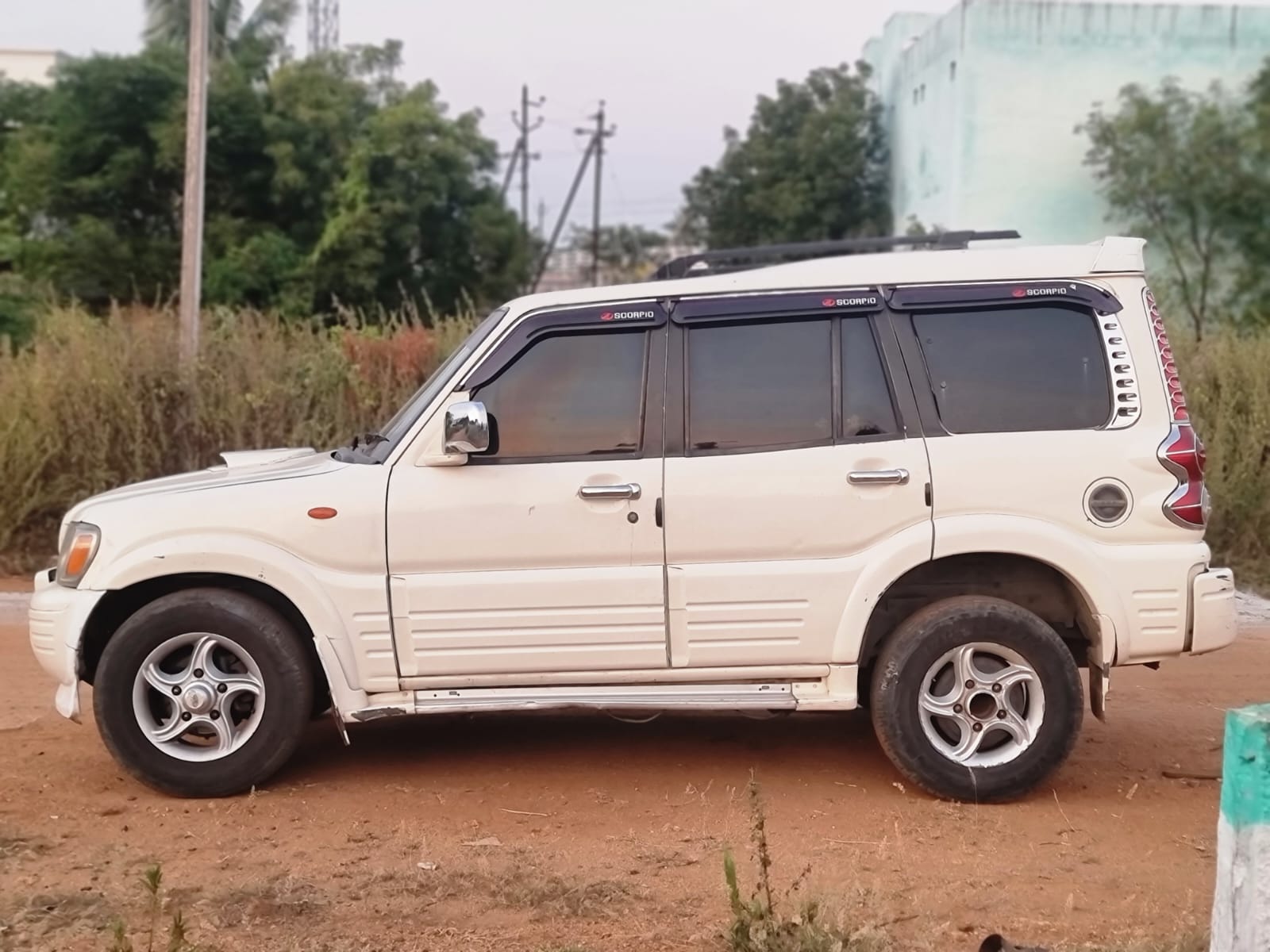 Mahindra Scorpio - Image 8