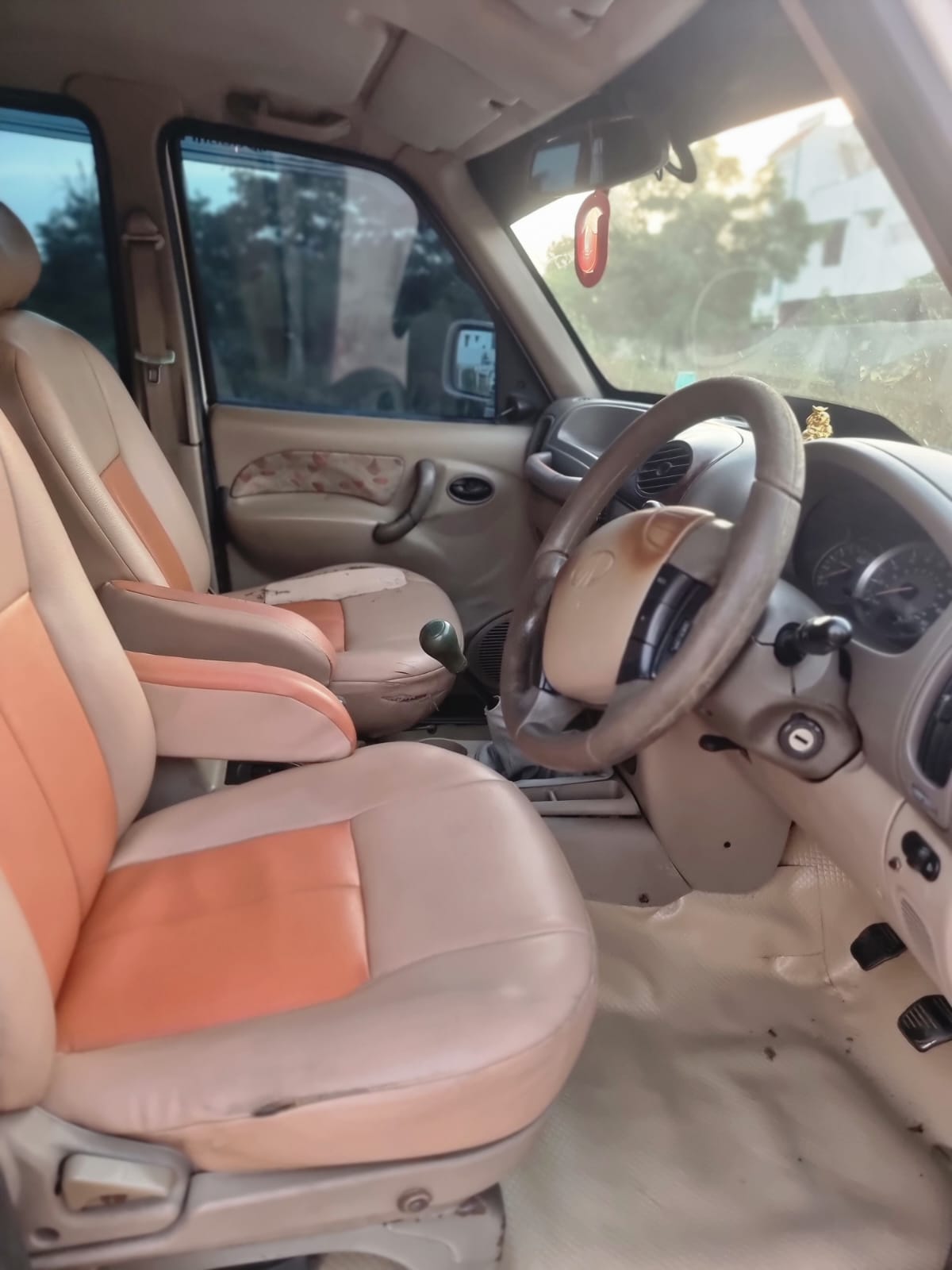 Mahindra Scorpio - Image 12