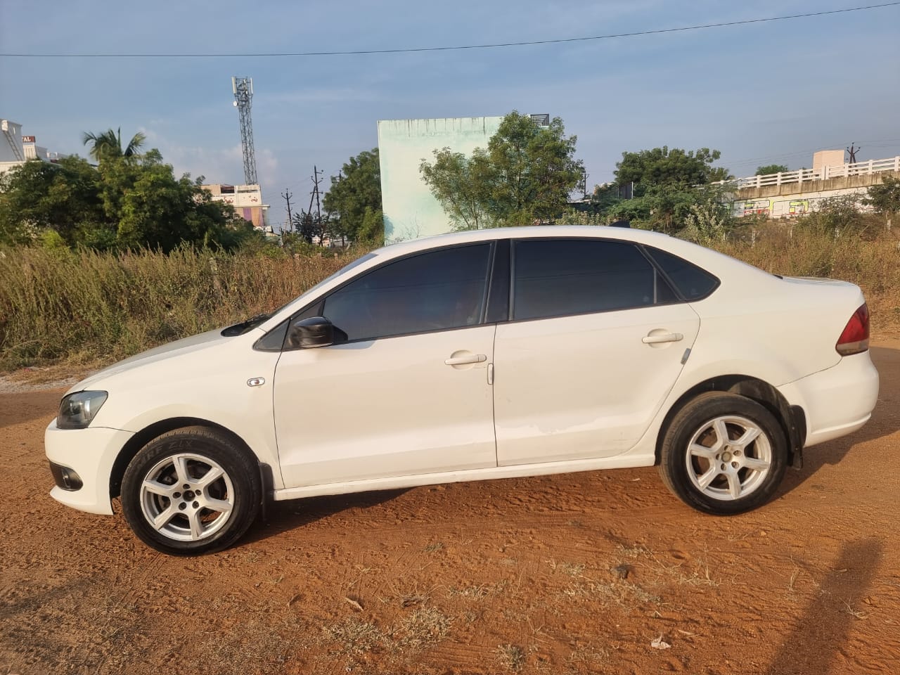 Volkswagen Vento - Image 5