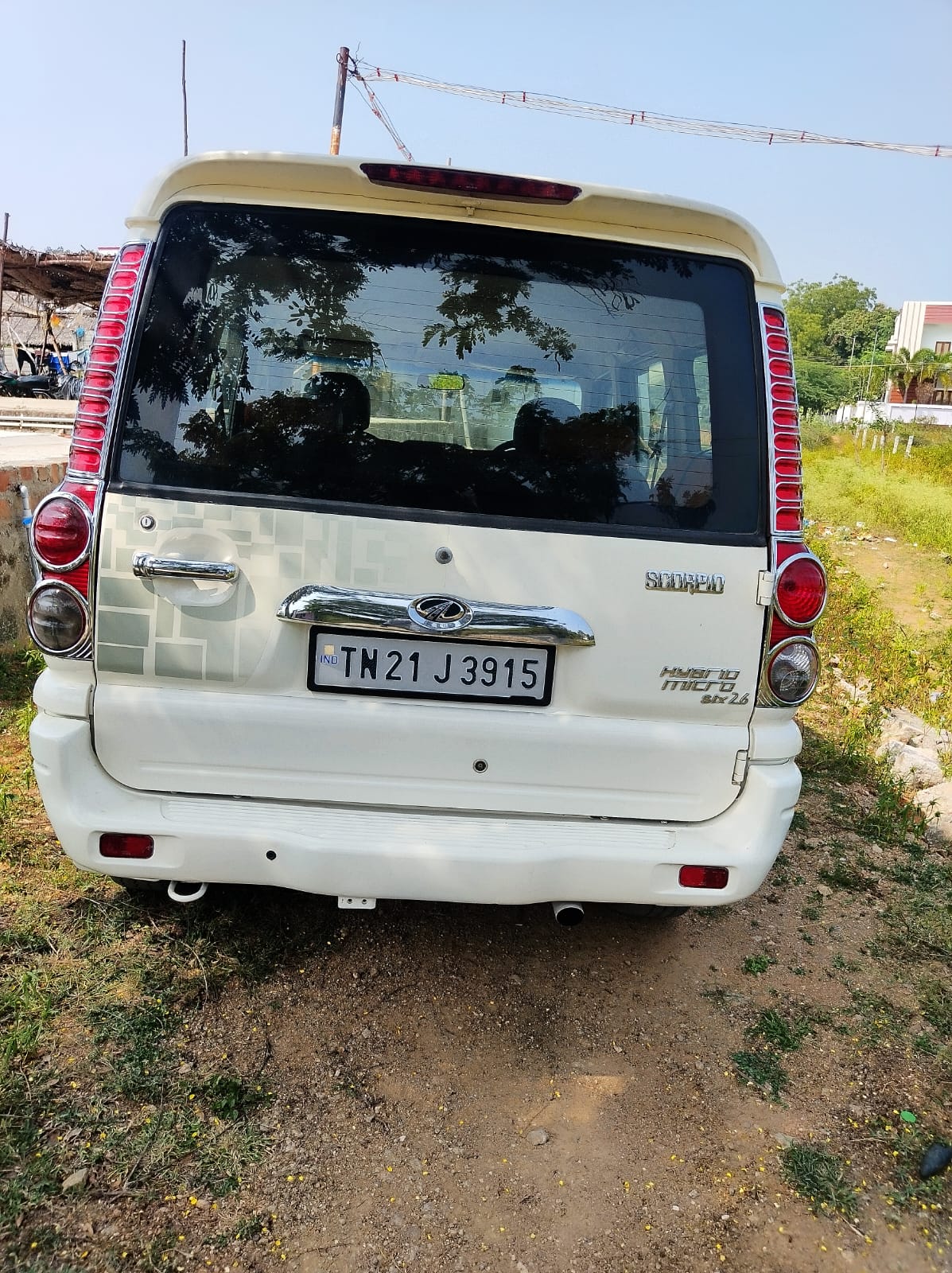 Mahindra Scropio - Image 8