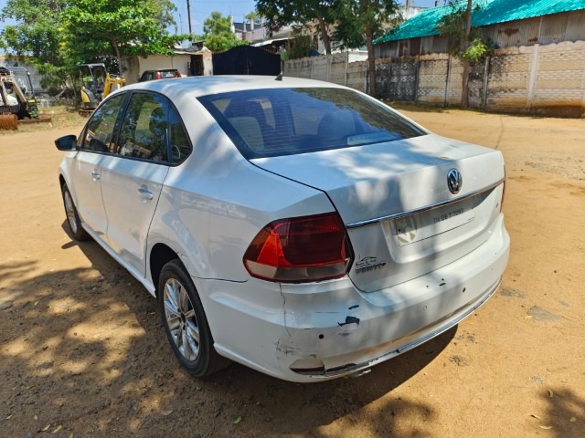 Volkswagen Vento - Image 3