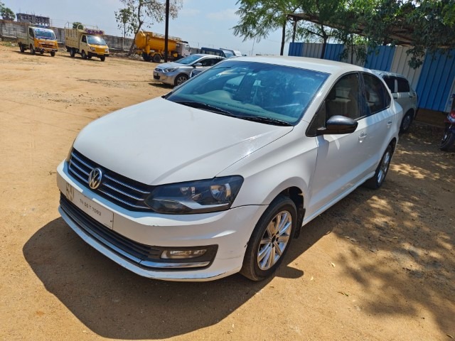 Volkswagen Vento - Image 8