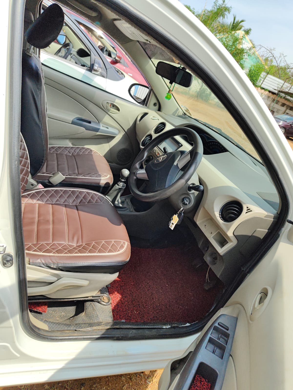 Toyota Etios Liva - Image 12