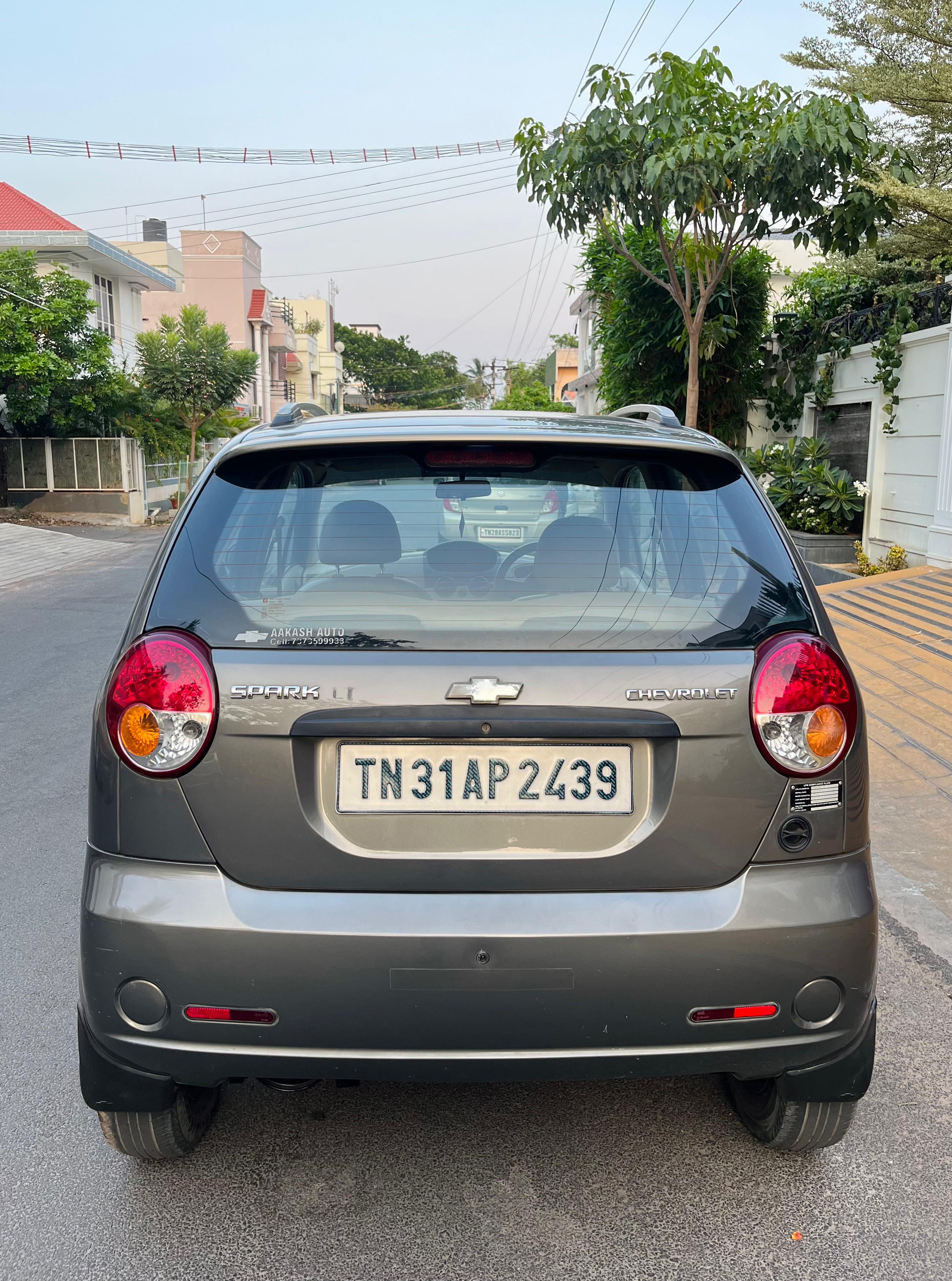 Chevrolet Spark - Image 7
