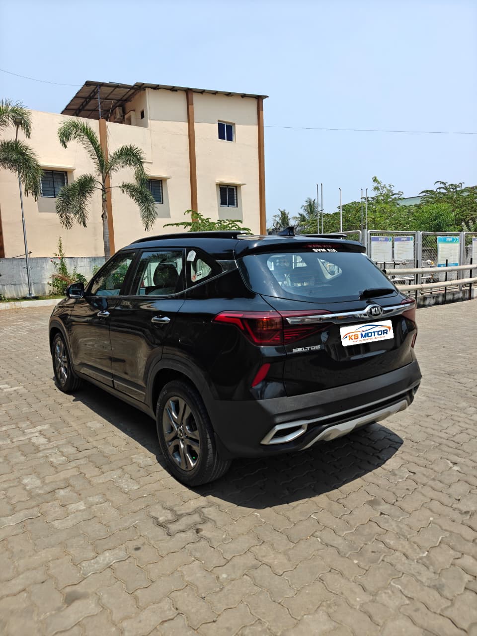 Kia Seltos - Image 8