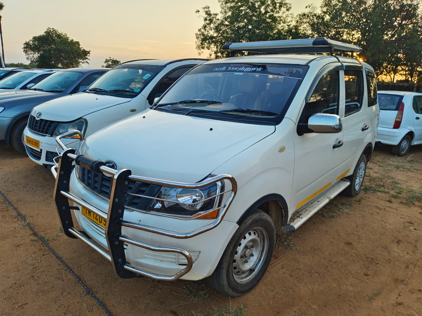 Mahindra Xylo - Image 3