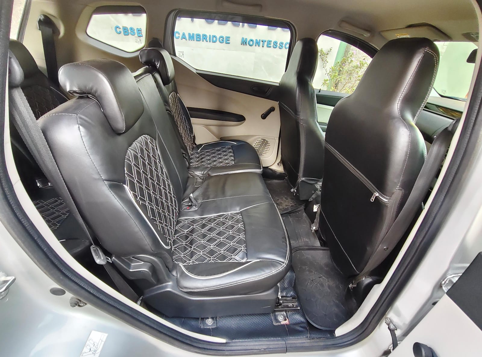 Renault Triber - Image 2