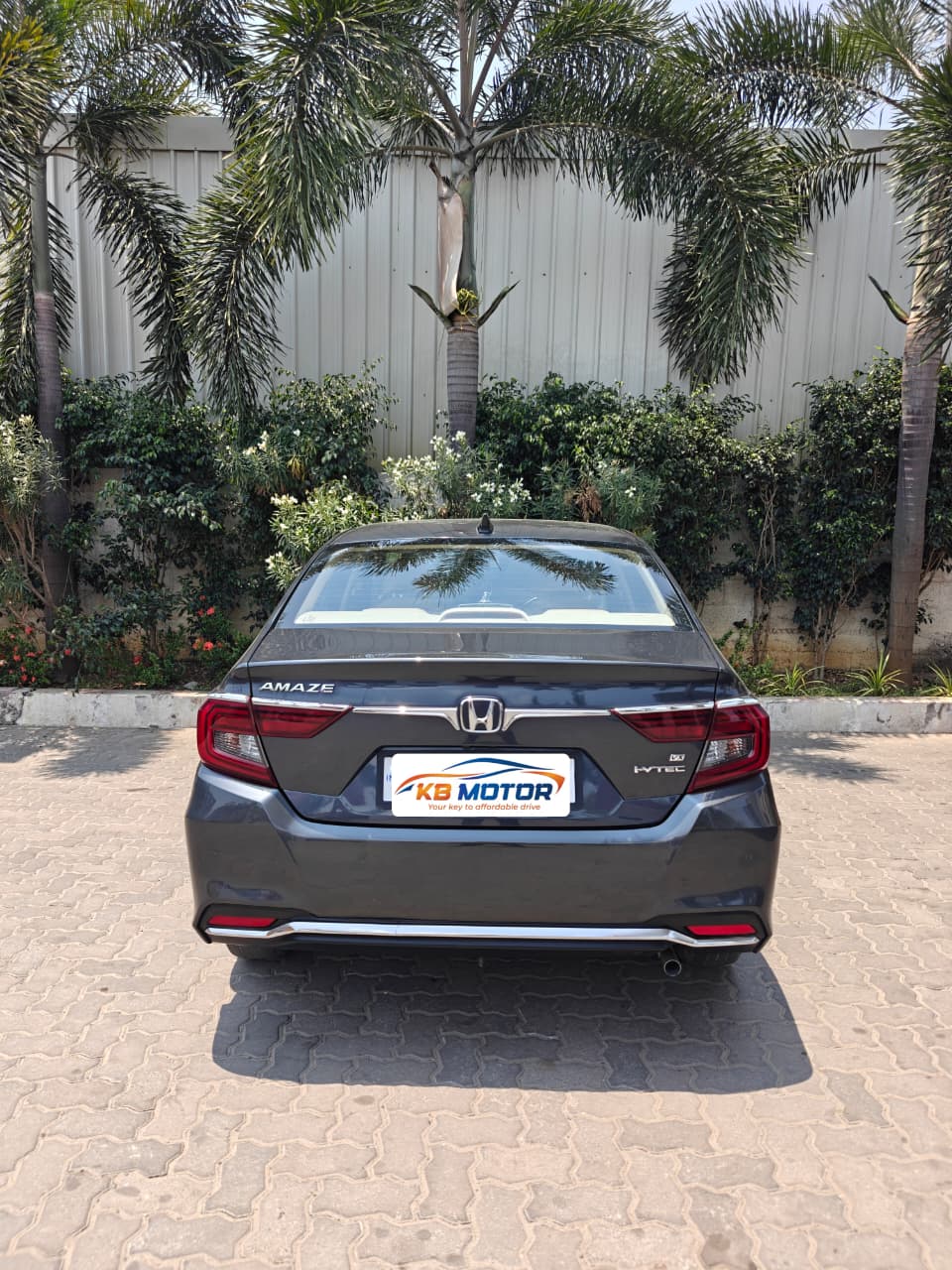Honda Amaze - Image 9