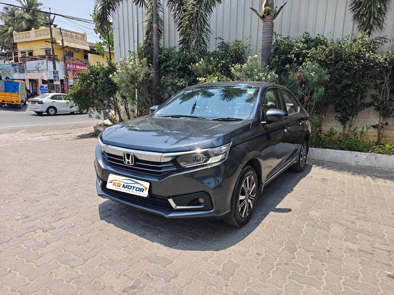 Honda Amaze - Image 8