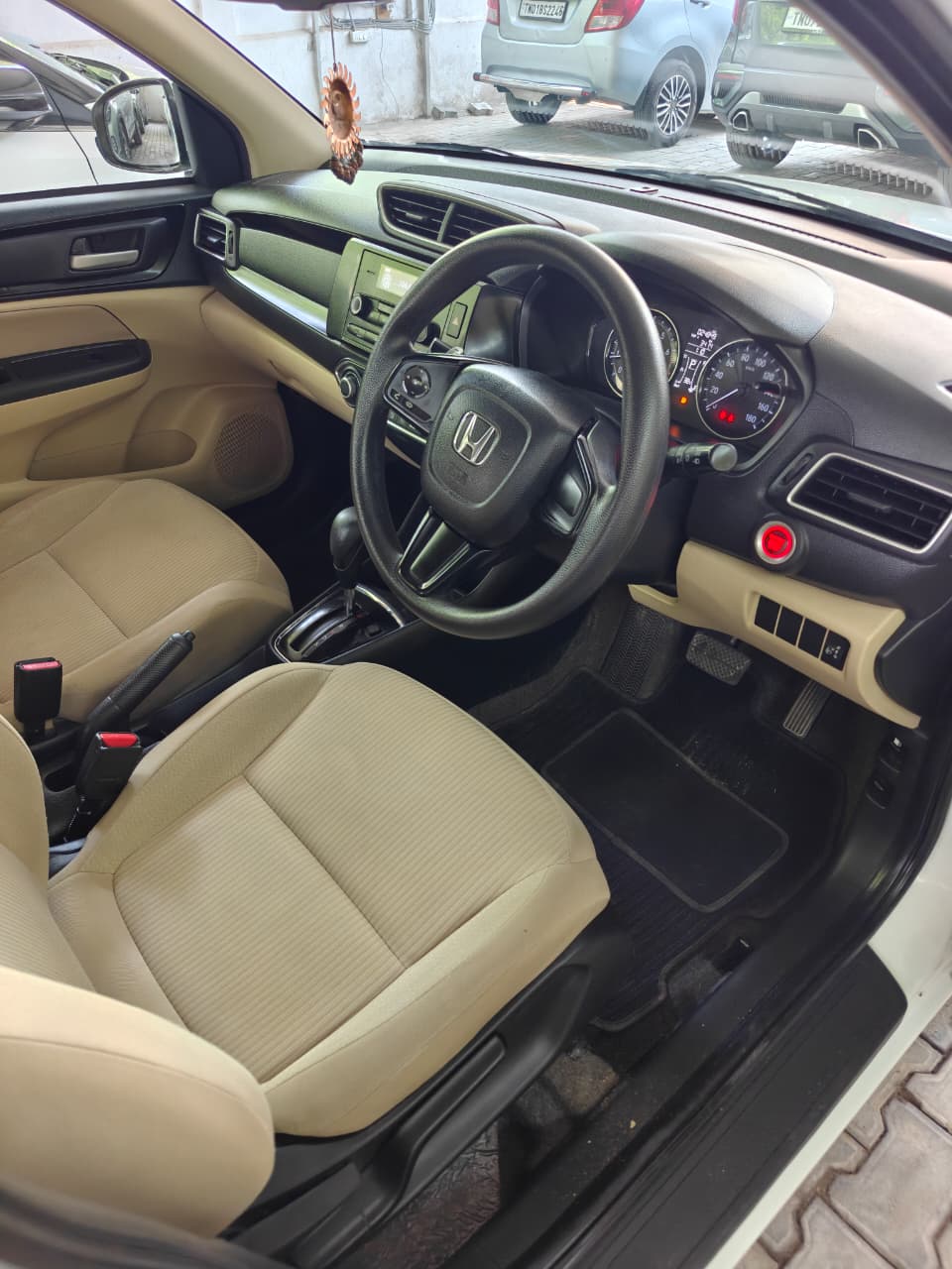 Honda Amaze - Image 5