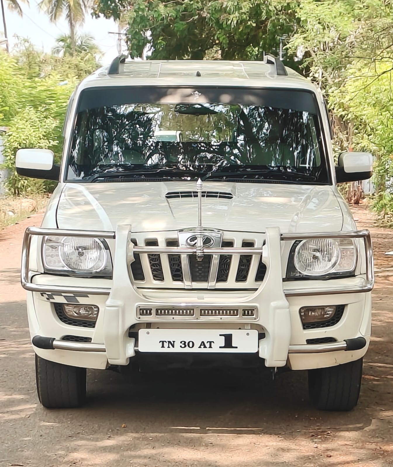 Mahindra Scorpio - Image 19