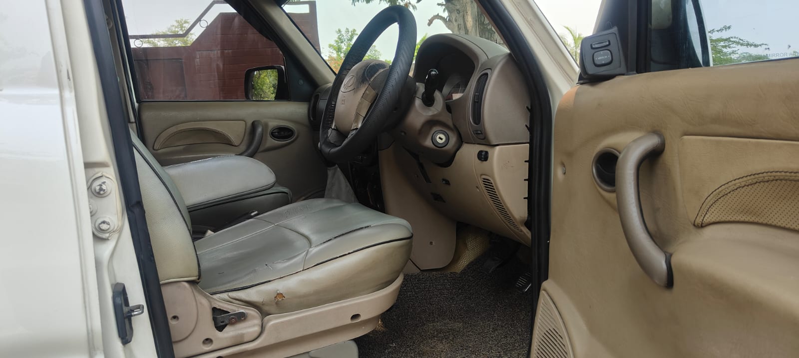 Mahindra Scorpio - Image 18
